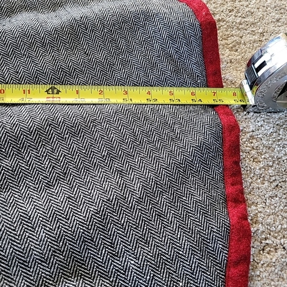 Christmas Tree Skirt With Snowflakes Gray Red 55" - Picture 5 of 7